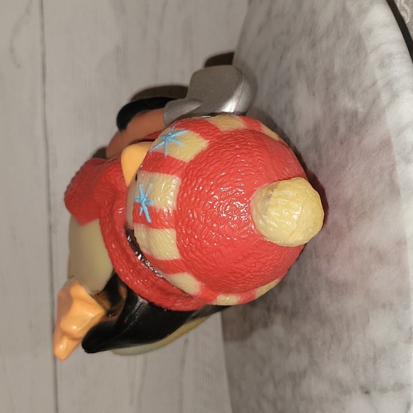 Vintage | Christmas Penguin Blow Mold Figurine - Picture 12 of 12